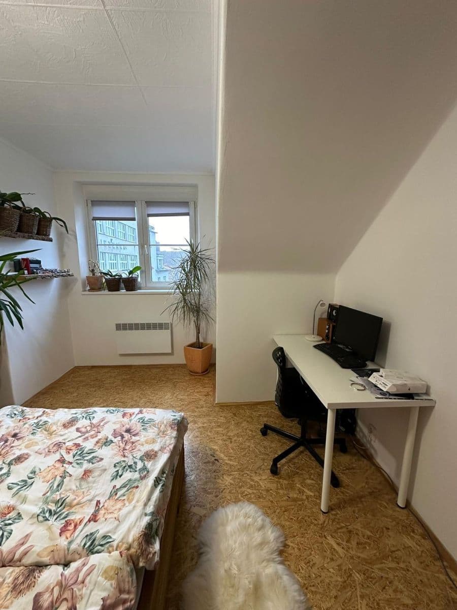 Prenájom bytu 1-izbový 42 m², Branická, Praha, Praha Prenájom bytu 1-izbový 42 m², Branická, Praha, Praha