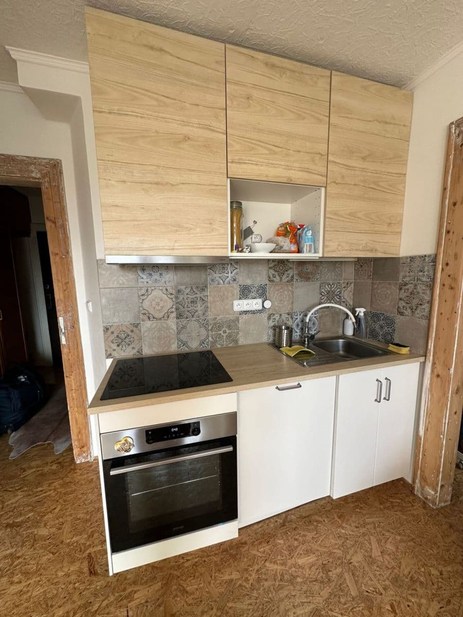 Prenájom bytu 1-izbový 42 m², Branická, Praha, Praha Prenájom bytu 1-izbový 42 m², Branická, Praha, Praha