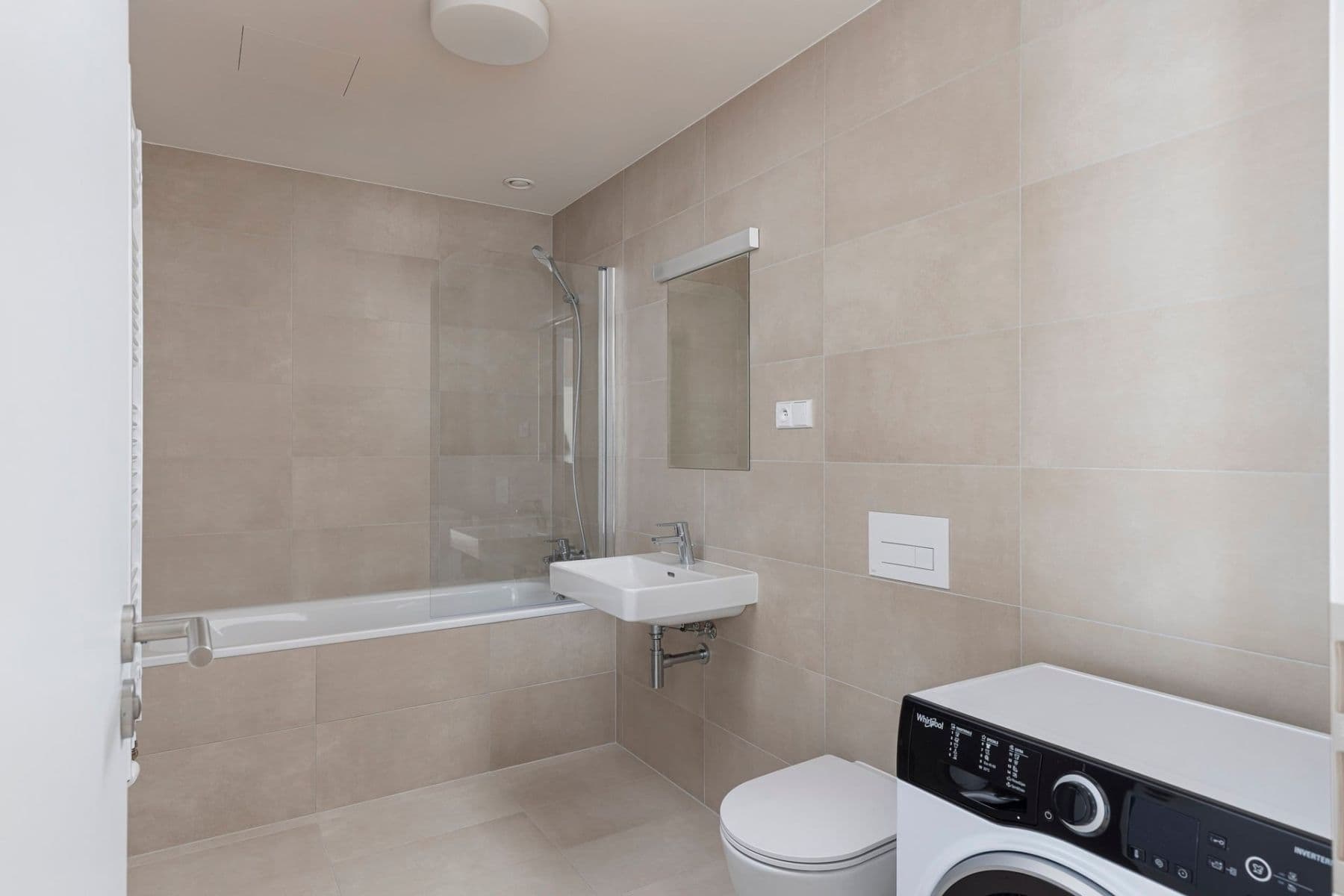 Prenájom bytu 2-izbový 51 m², Fafkových, Praha, Praha Prenájom bytu 2-izbový 51 m², Fafkových, Praha, Praha
