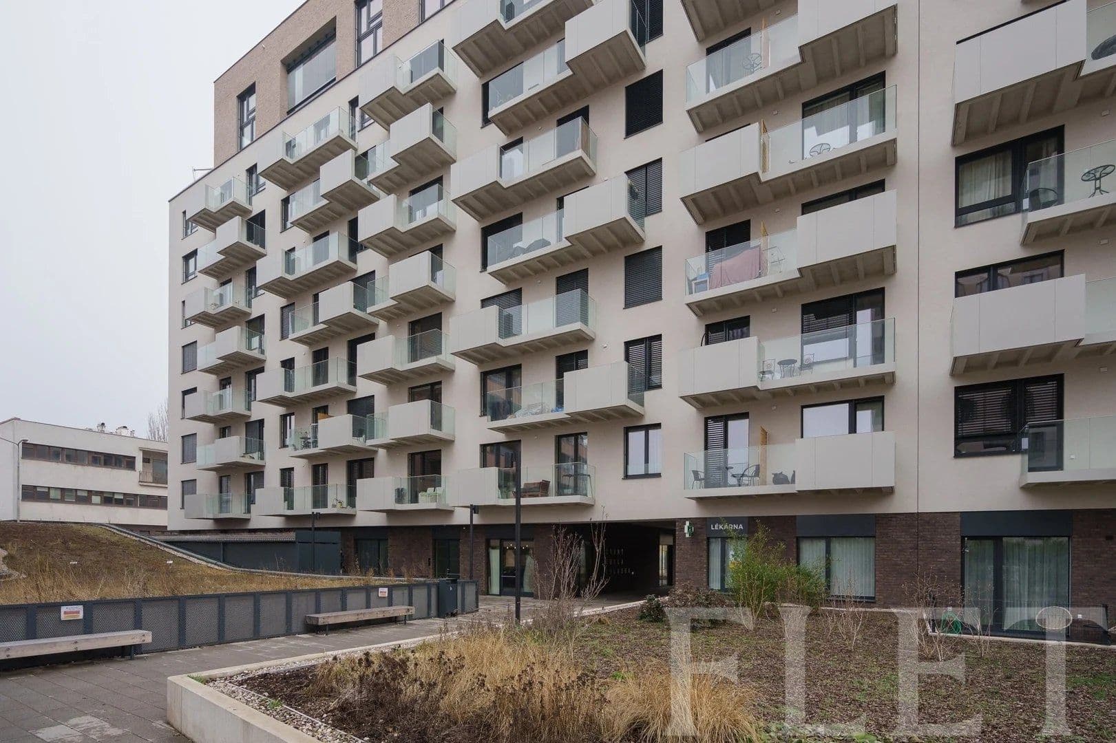 Prenájom bytu 2-izbový 51 m², Fafkových, Praha, Praha Prenájom bytu 2-izbový 51 m², Fafkových, Praha, Praha