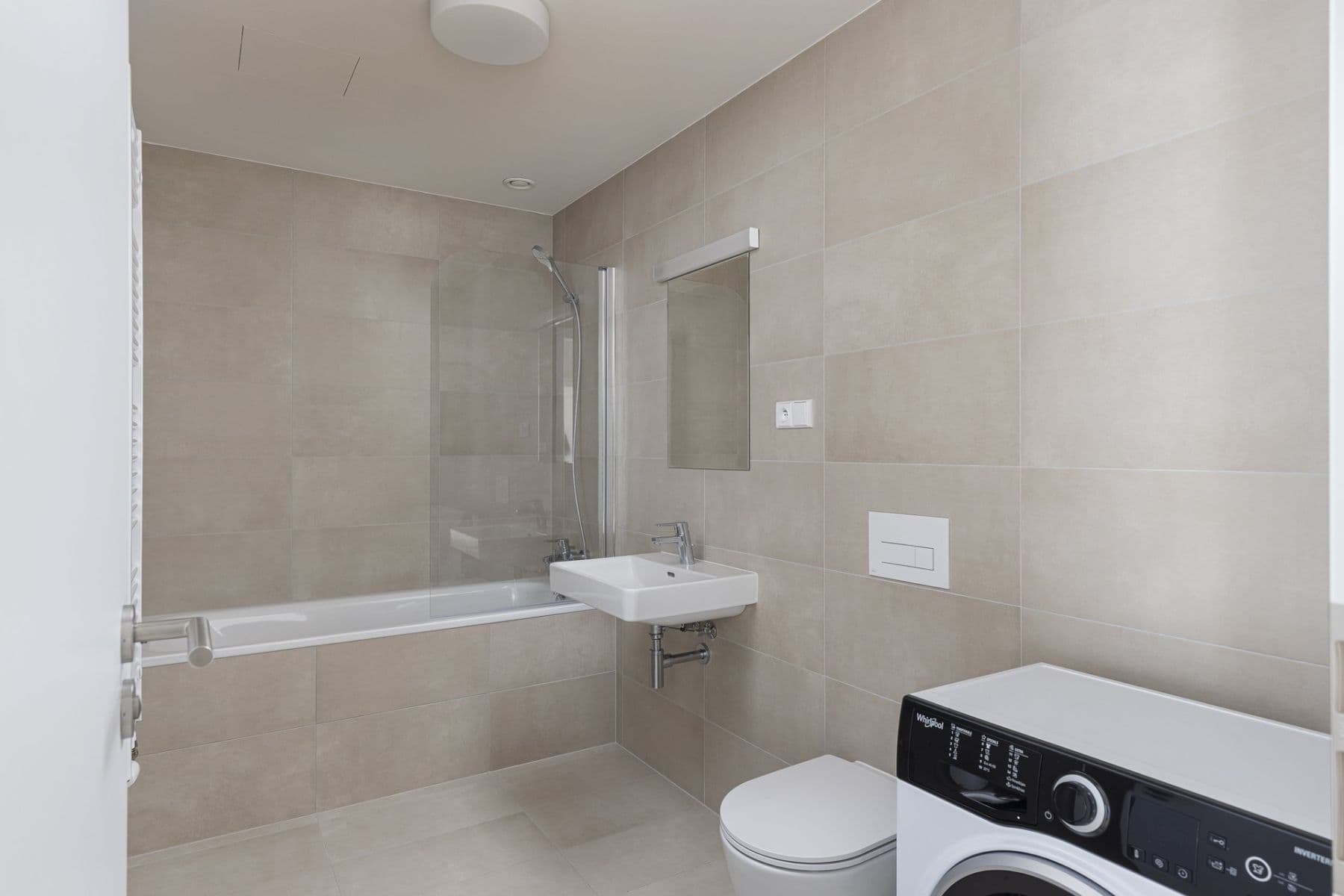 Prenájom bytu 2-izbový 51 m², Fafkových, Praha, Praha Prenájom bytu 2-izbový 51 m², Fafkových, Praha, Praha