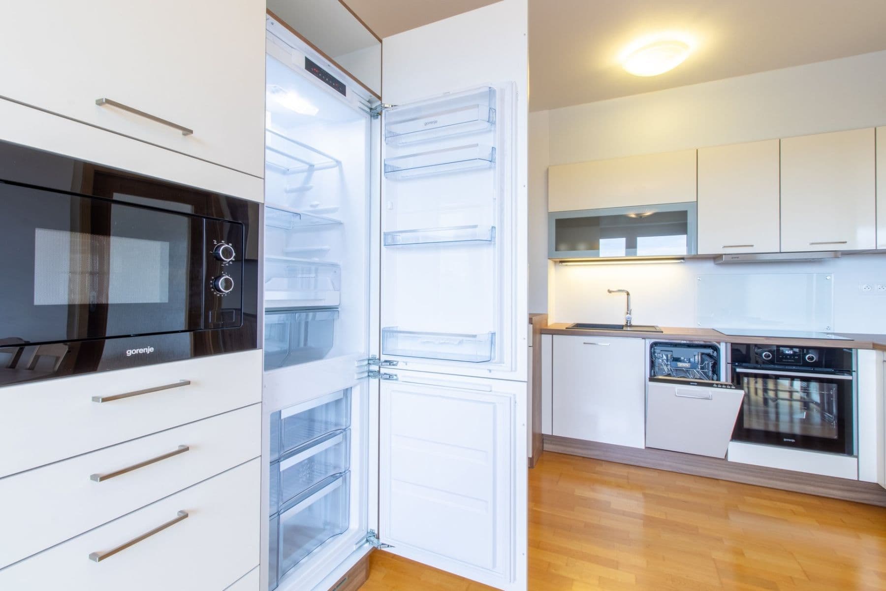 Prenájom bytu 2-izbový 43 m², Na výspě, Praha, Praha Prenájom bytu 2-izbový 43 m², Na výspě, Praha, Praha