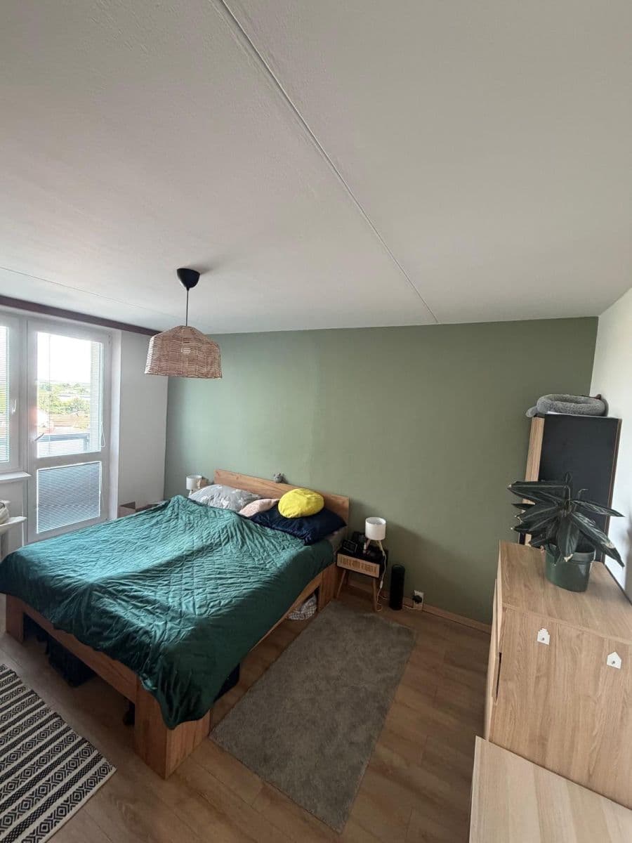 Prenájom bytu 3-izbový 75 m², Smrčenská, Jihlava, Kraj Vysočina Prenájom bytu 3-izbový 75 m², Smrčenská, Jihlava, Kraj Vysočina