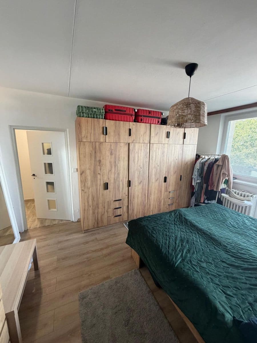 Prenájom bytu 3-izbový 75 m², Smrčenská, Jihlava, Kraj Vysočina Prenájom bytu 3-izbový 75 m², Smrčenská, Jihlava, Kraj Vysočina
