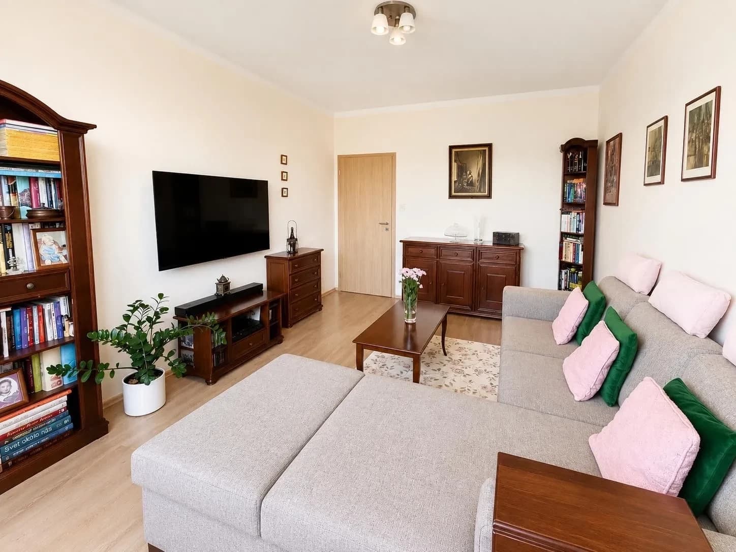 Predaj bytu 3-izbový 66 m², Dr. Clementisa, Skalica, Trnavský kraj Predaj bytu 3-izbový 66 m², Dr. Clementisa, Skalica, Trnavský kraj