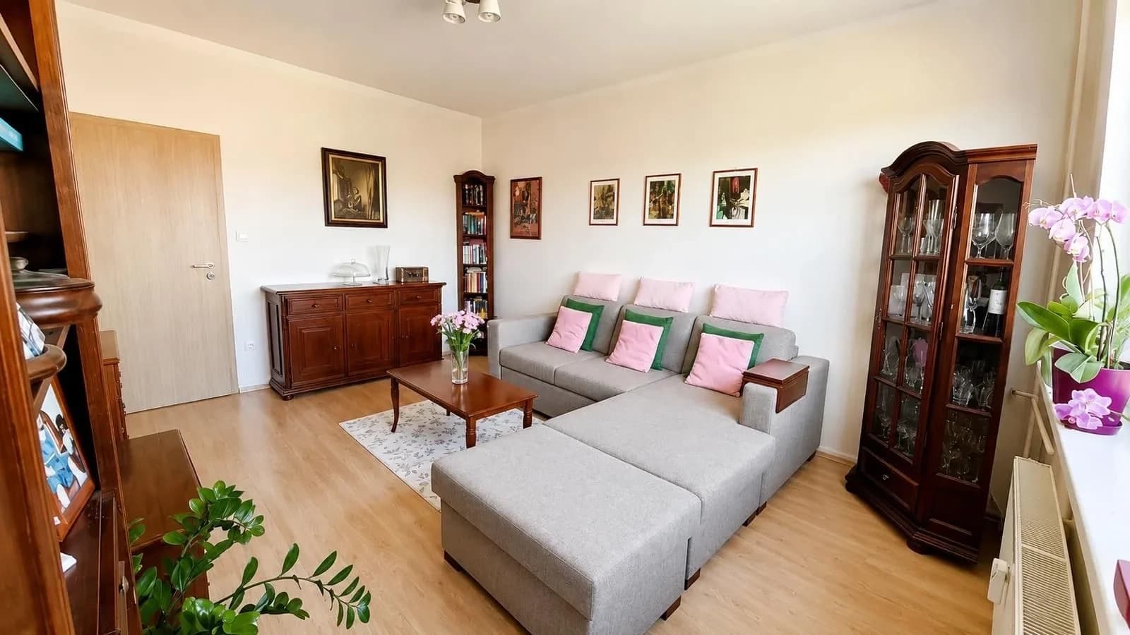 Predaj bytu 3-izbový 66 m², Dr. Clementisa, Skalica, Trnavský kraj Predaj bytu 3-izbový 66 m², Dr. Clementisa, Skalica, Trnavský kraj