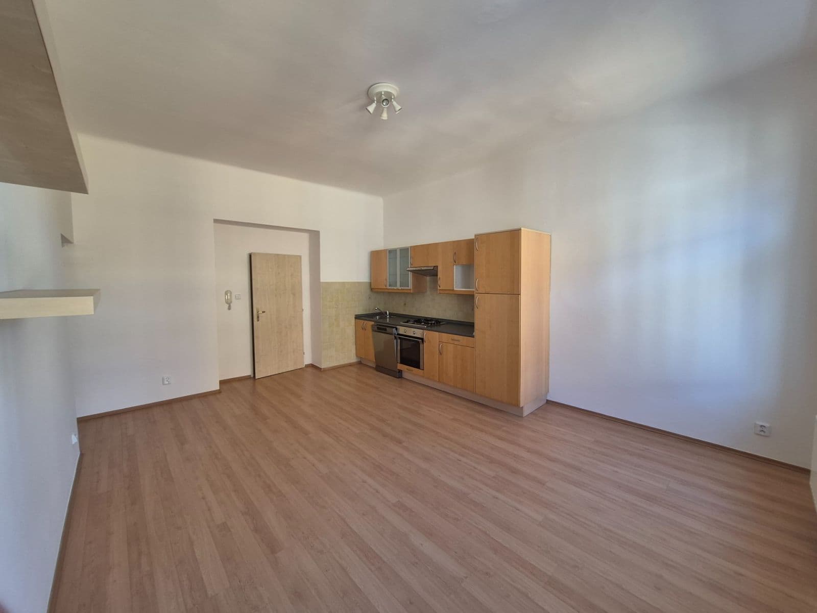 Prenájom bytu 2-izbový 48 m², Boleslavova, Praha, Praha Prenájom bytu 2-izbový 48 m², Boleslavova, Praha, Praha