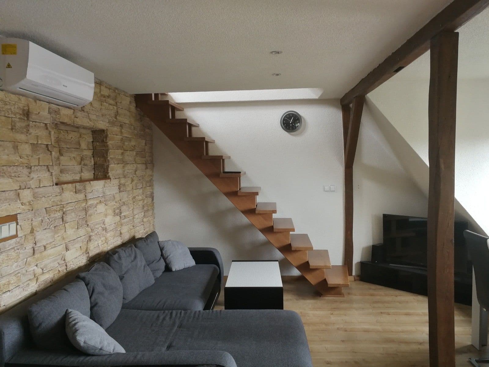 Predaj bytu 3-izbový 83 m², Husova třída, Holýšov, Plzeňský kraj Predaj bytu 3-izbový 83 m², Husova třída, Holýšov, Plzeňský kraj