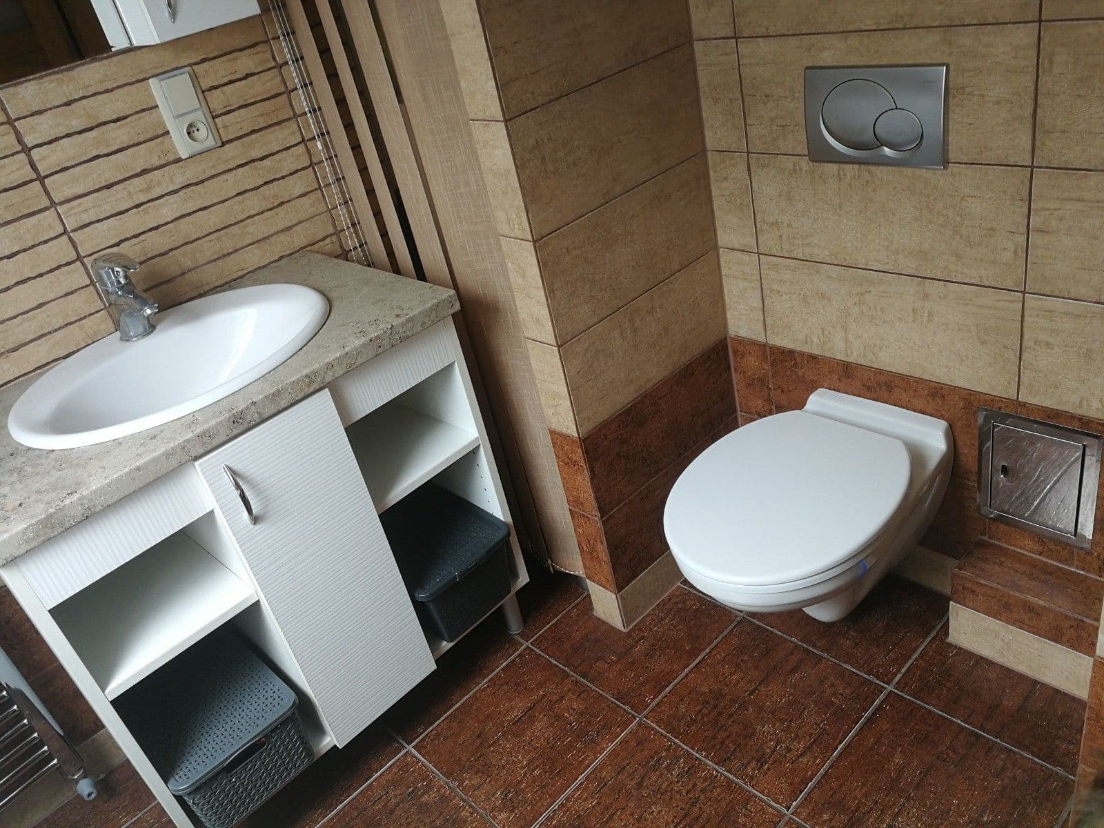 Predaj bytu 3-izbový 83 m², Husova třída, Holýšov, Plzeňský kraj Predaj bytu 3-izbový 83 m², Husova třída, Holýšov, Plzeňský kraj