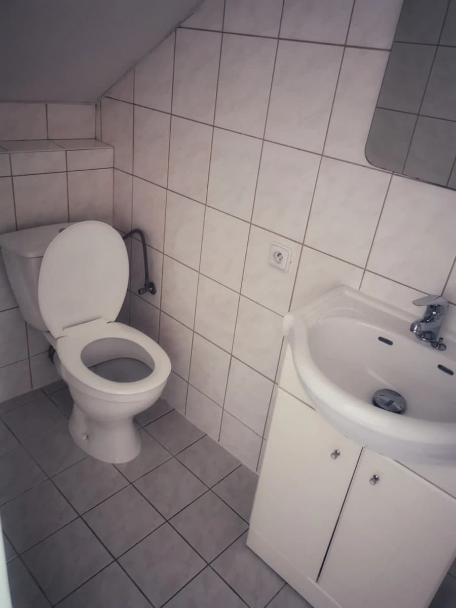 Prenájom bytu Garsoniéra 18 m², Rousínov, Jihomoravský kraj Prenájom bytu Garsoniéra 18 m², Rousínov, Jihomoravský kraj
