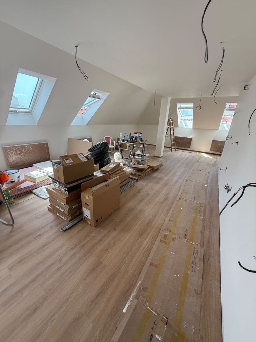 Prenájom bytu 6-izbový 164 m², Chodská, Praha, Praha Prenájom bytu 6-izbový 164 m², Chodská, Praha, Praha