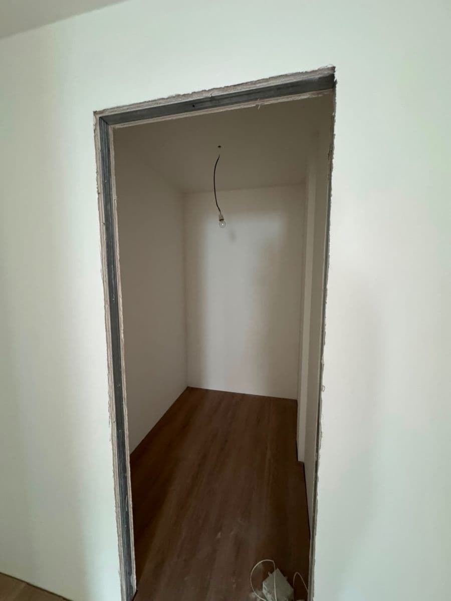 Prenájom bytu 6-izbový 164 m², Chodská, Praha, Praha Prenájom bytu 6-izbový 164 m², Chodská, Praha, Praha