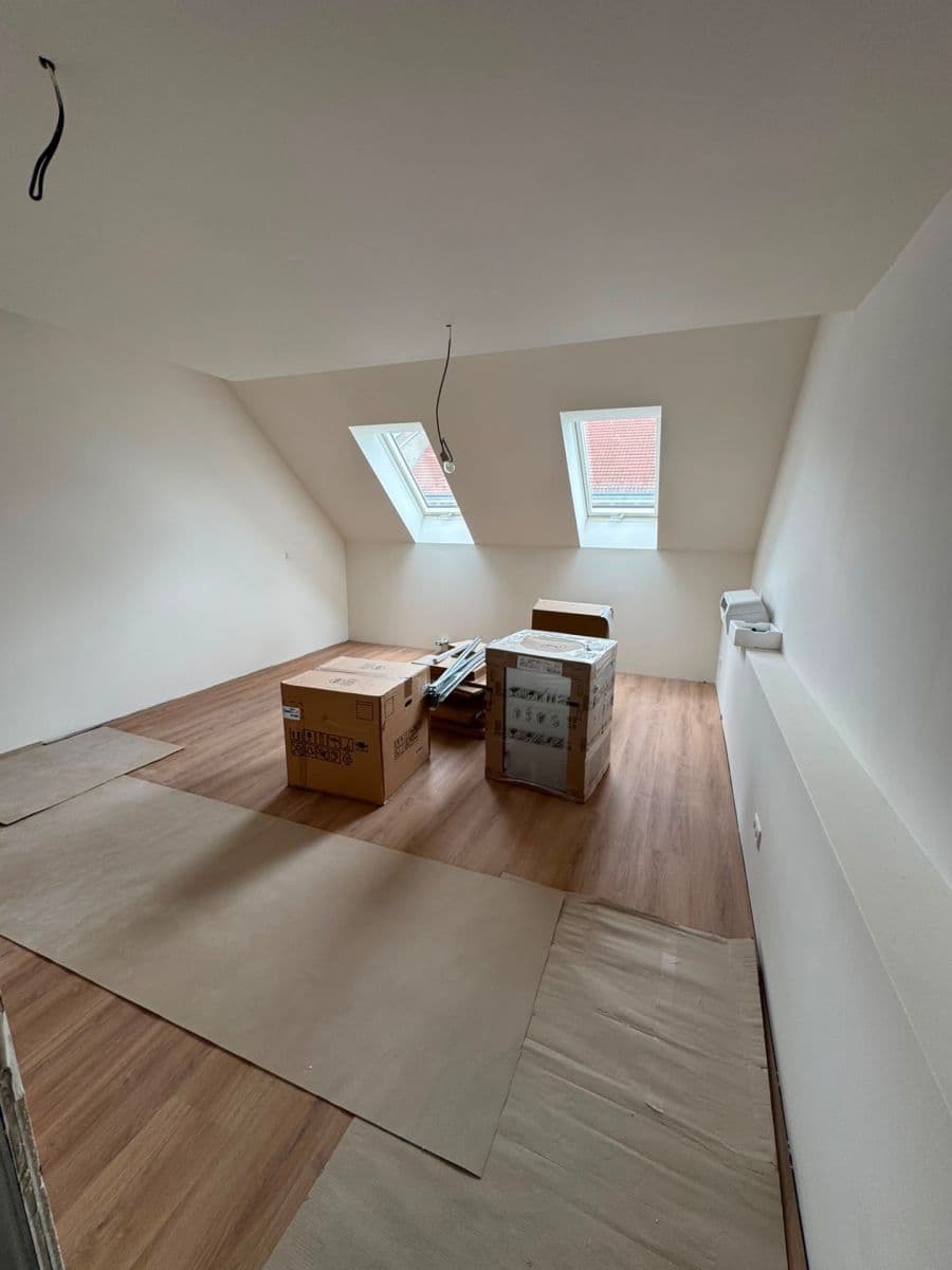 Prenájom bytu 6-izbový 164 m², Chodská, Praha, Praha Prenájom bytu 6-izbový 164 m², Chodská, Praha, Praha