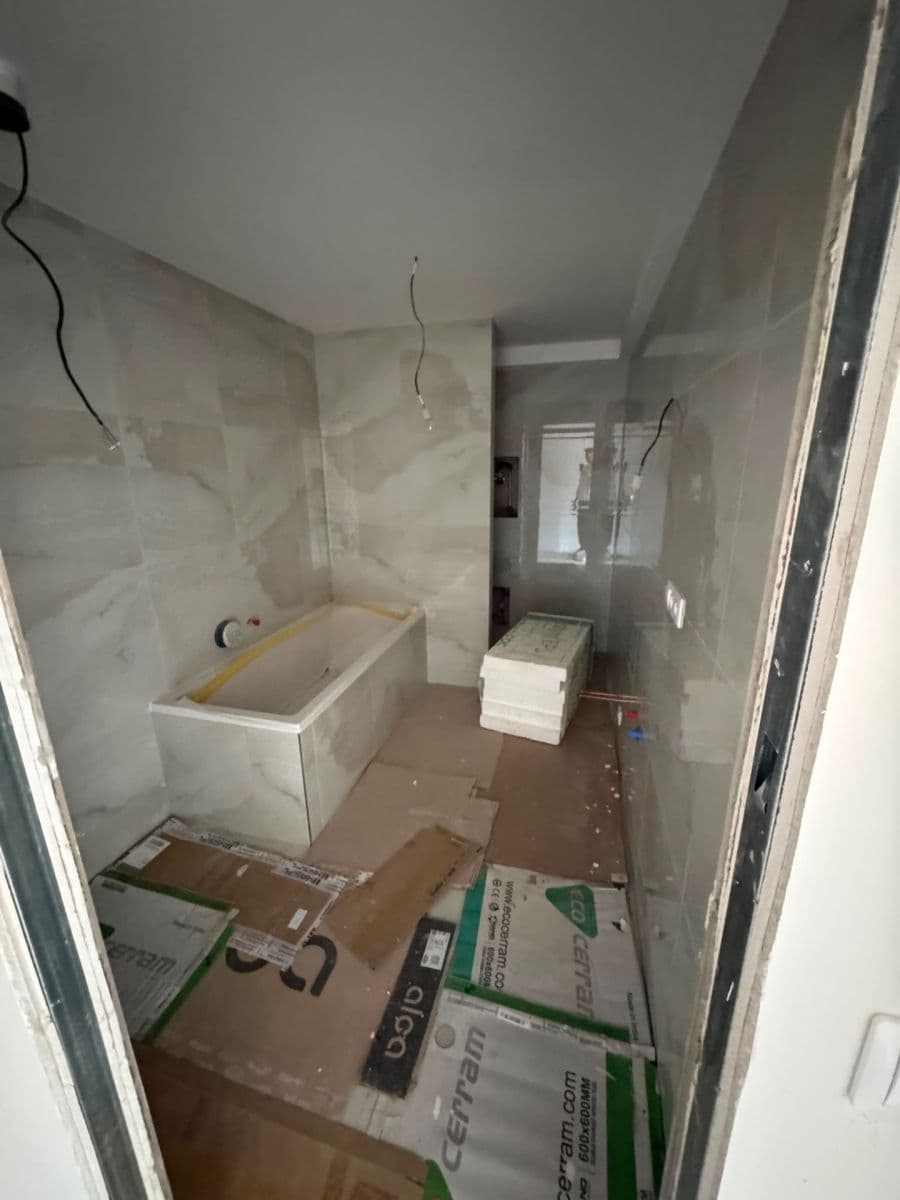 Prenájom bytu 6-izbový 164 m², Chodská, Praha, Praha Prenájom bytu 6-izbový 164 m², Chodská, Praha, Praha