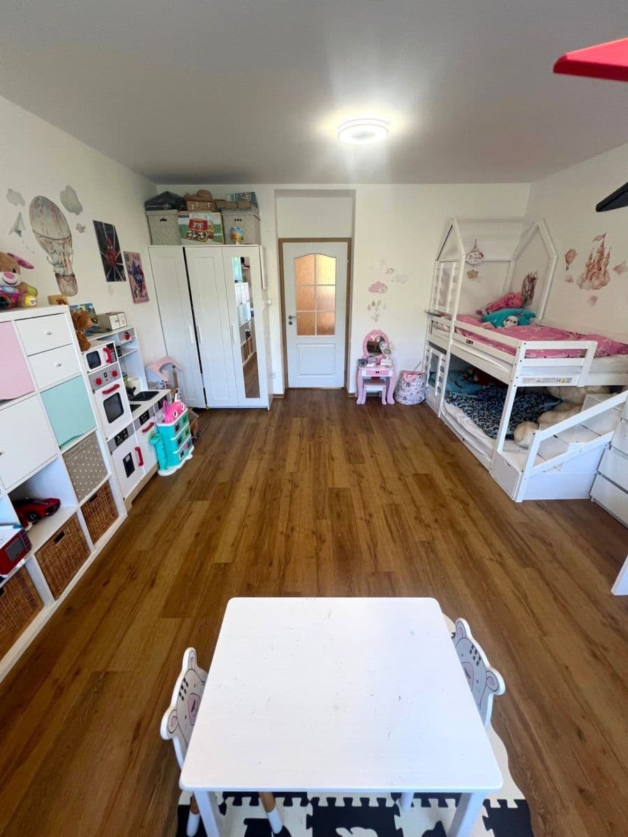 Predaj bytu 3-izbový 101 m², Adamovská, Trutnov, Královéhradecký kraj Predaj bytu 3-izbový 101 m², Adamovská, Trutnov, Královéhradecký kraj