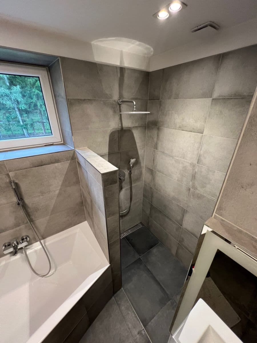 Predaj bytu 3-izbový 101 m², Adamovská, Trutnov, Královéhradecký kraj Predaj bytu 3-izbový 101 m², Adamovská, Trutnov, Královéhradecký kraj