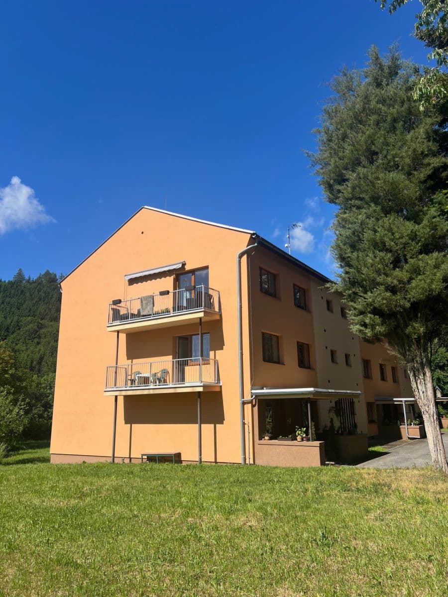 Predaj bytu 3-izbový 101 m², Adamovská, Trutnov, Královéhradecký kraj Predaj bytu 3-izbový 101 m², Adamovská, Trutnov, Královéhradecký kraj