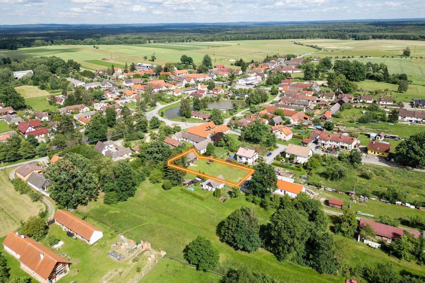 Predaj pozemku 1.085 m², Třeboň, Jihočeský kraj Predaj pozemku 1.085 m², Třeboň, Jihočeský kraj