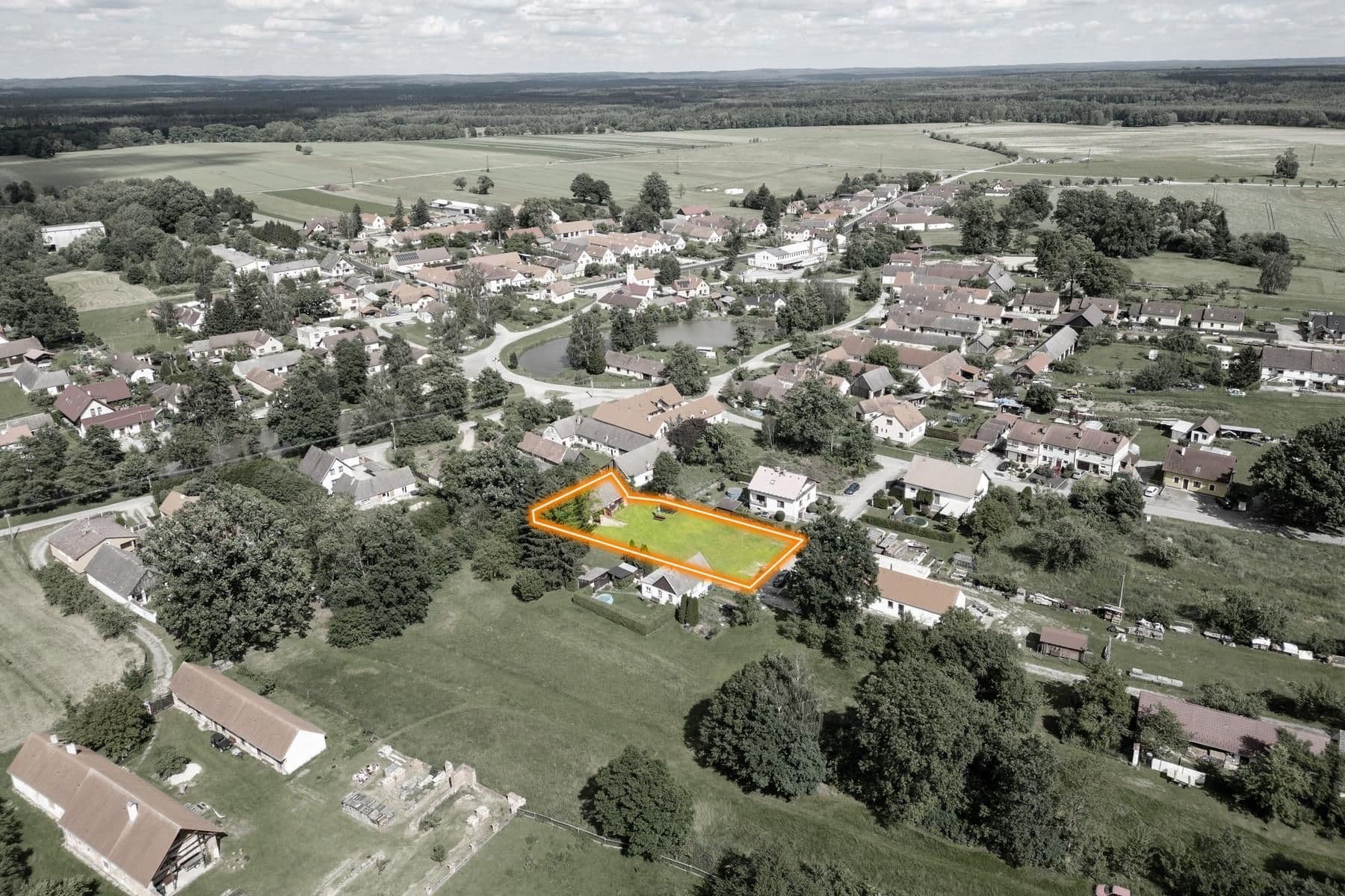 Predaj pozemku 1.085 m², Třeboň, Jihočeský kraj Predaj pozemku 1.085 m², Třeboň, Jihočeský kraj