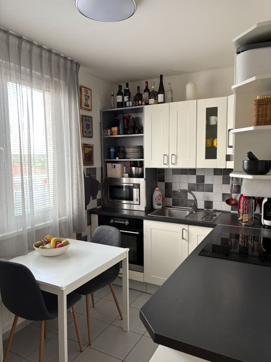 Predaj bytu 2-izbový 55 m², Štefánikova, Kralupy nad Vltavou, Středočeský kraj Predaj bytu 2-izbový 55 m², Štefánikova, Kralupy nad Vltavou, Středočeský kraj