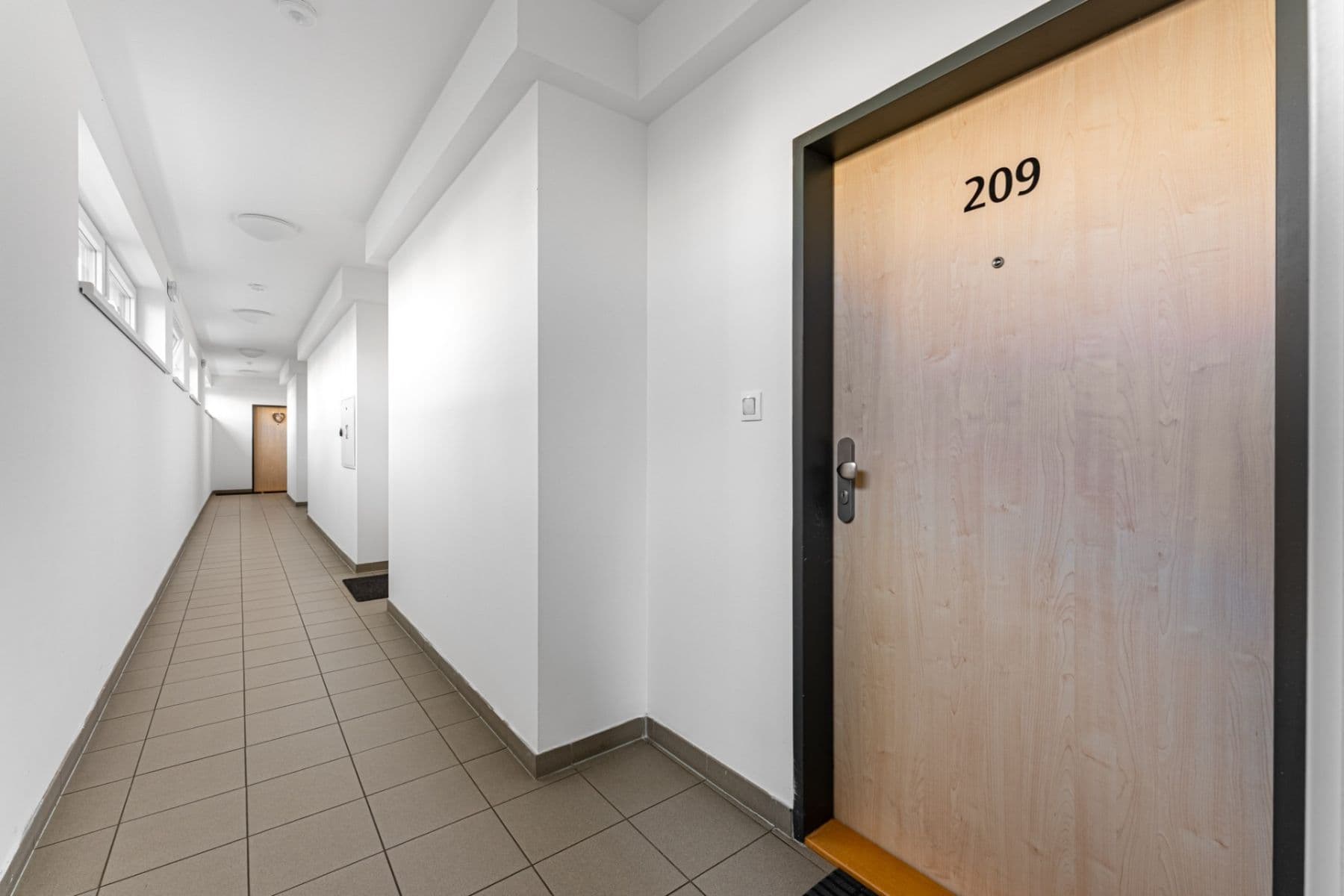 Prenájom bytu 1-izbový 32 m², U Hostavického potoka, Praha, Praha Prenájom bytu 1-izbový 32 m², U Hostavického potoka, Praha, Praha