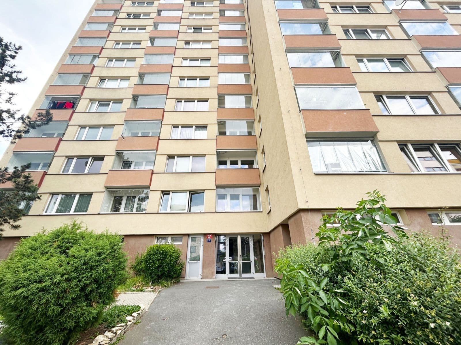 Prenájom bytu 1-izbový 23 m², K Červenému vrchu, Praha, Praha Prenájom bytu 1-izbový 23 m², K Červenému vrchu, Praha, Praha