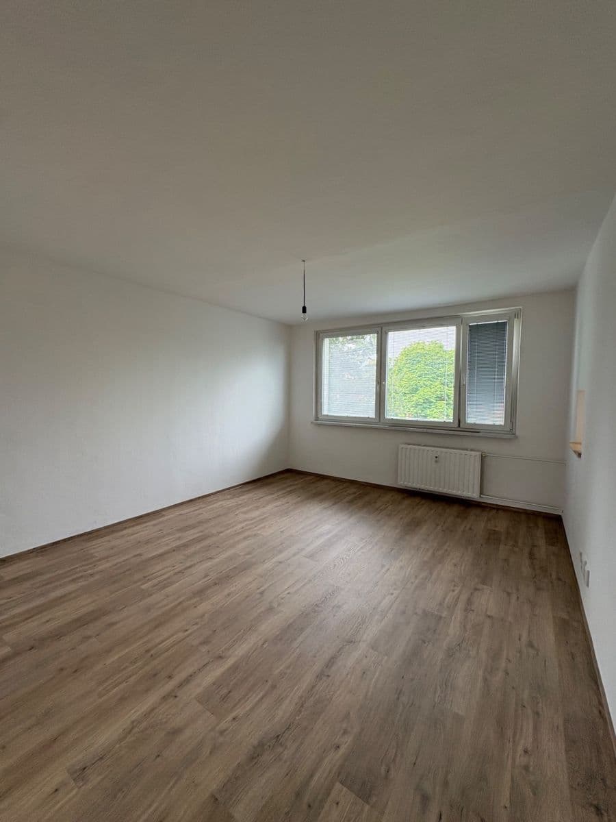 Prenájom bytu 3-izbový 70 m², Trnkova, Olomouc, Olomoucký kraj Prenájom bytu 3-izbový 70 m², Trnkova, Olomouc, Olomoucký kraj