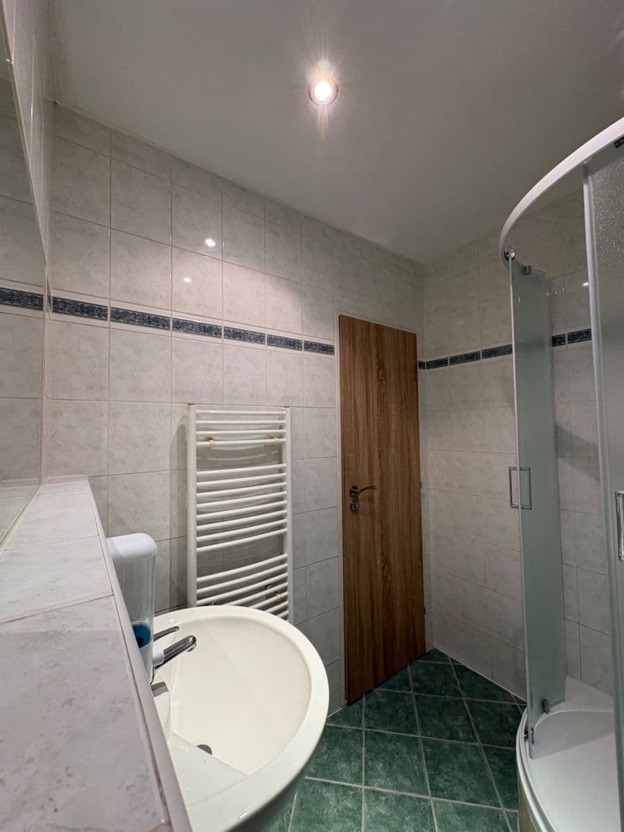Prenájom bytu 3-izbový 70 m², Trnkova, Olomouc, Olomoucký kraj Prenájom bytu 3-izbový 70 m², Trnkova, Olomouc, Olomoucký kraj