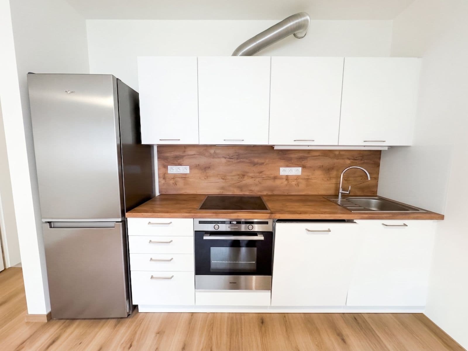 Prenájom bytu 2-izbový 48 m², Kovářská, Praha, Praha Prenájom bytu 2-izbový 48 m², Kovářská, Praha, Praha