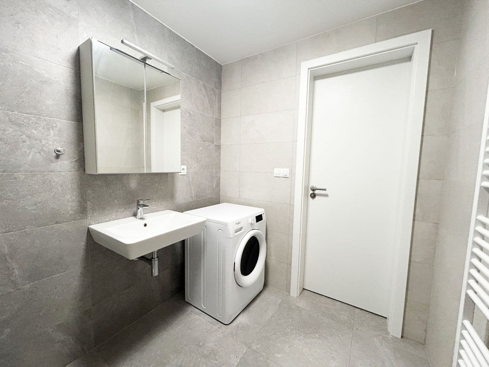 Prenájom bytu 2-izbový 48 m², Kovářská, Praha, Praha Prenájom bytu 2-izbový 48 m², Kovářská, Praha, Praha
