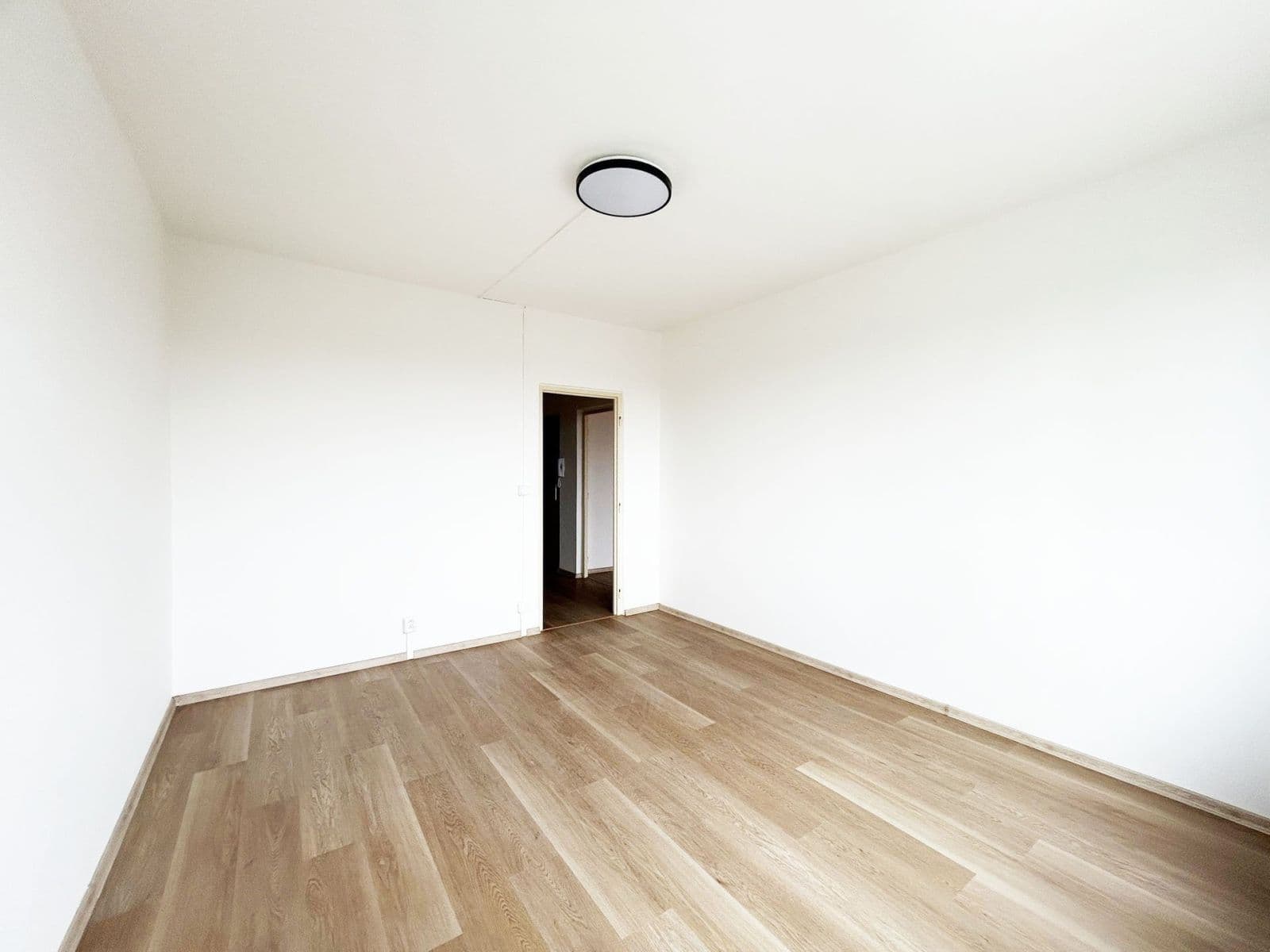 Prenájom bytu 3-izbový 84 m², Roháčova, Český Brod, Středočeský kraj Prenájom bytu 3-izbový 84 m², Roháčova, Český Brod, Středočeský kraj