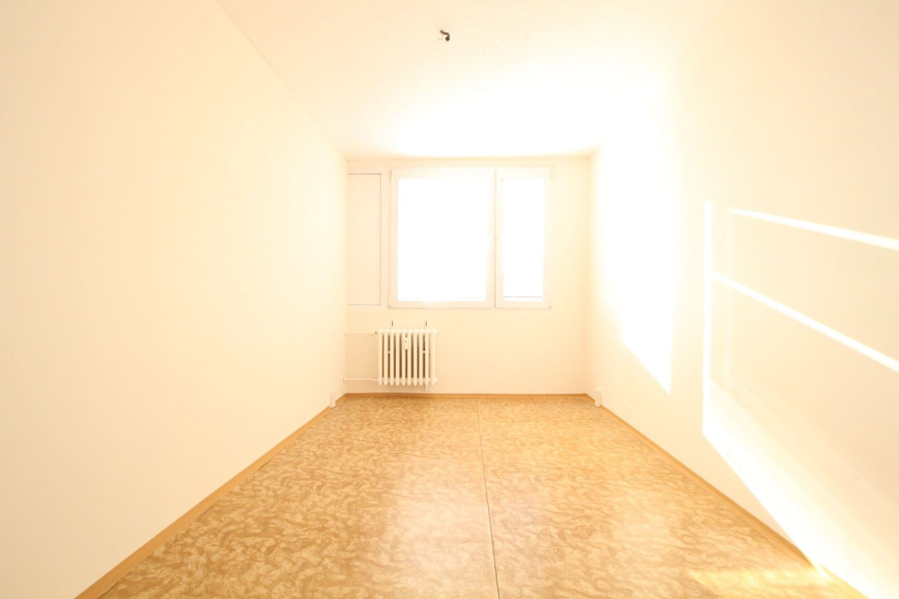 Prenájom bytu 2-izbový 43 m², Krouzova, Praha, Praha Prenájom bytu 2-izbový 43 m², Krouzova, Praha, Praha