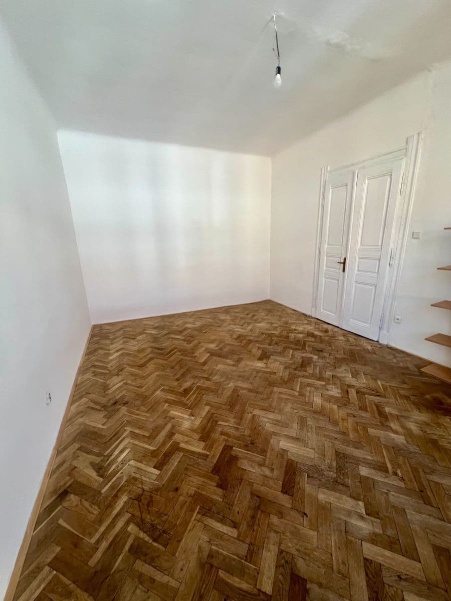 Prenájom bytu 2-izbový 50 m², Bořivojova, Praha, Praha Prenájom bytu 2-izbový 50 m², Bořivojova, Praha, Praha