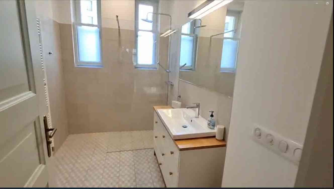 Prenájom bytu 2-izbový 84 m², Valentinská, Praha, Praha Prenájom bytu 2-izbový 84 m², Valentinská, Praha, Praha