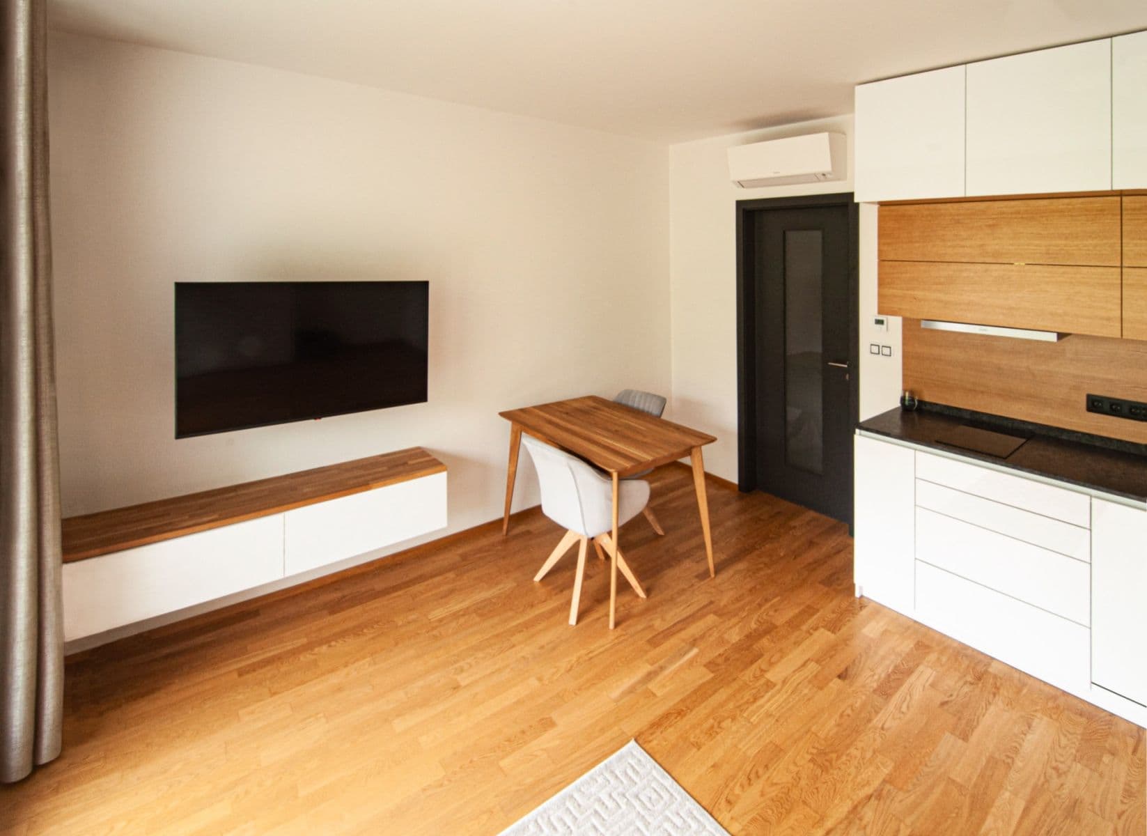 Prenájom bytu 1-izbový 30 m², Lučištníků, Praha, Praha Prenájom bytu 1-izbový 30 m², Lučištníků, Praha, Praha