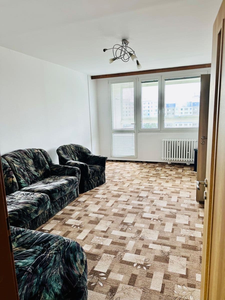 Prenájom bytu 3-izbový 75 m², Hekrova, Praha, Praha Prenájom bytu 3-izbový 75 m², Hekrova, Praha, Praha