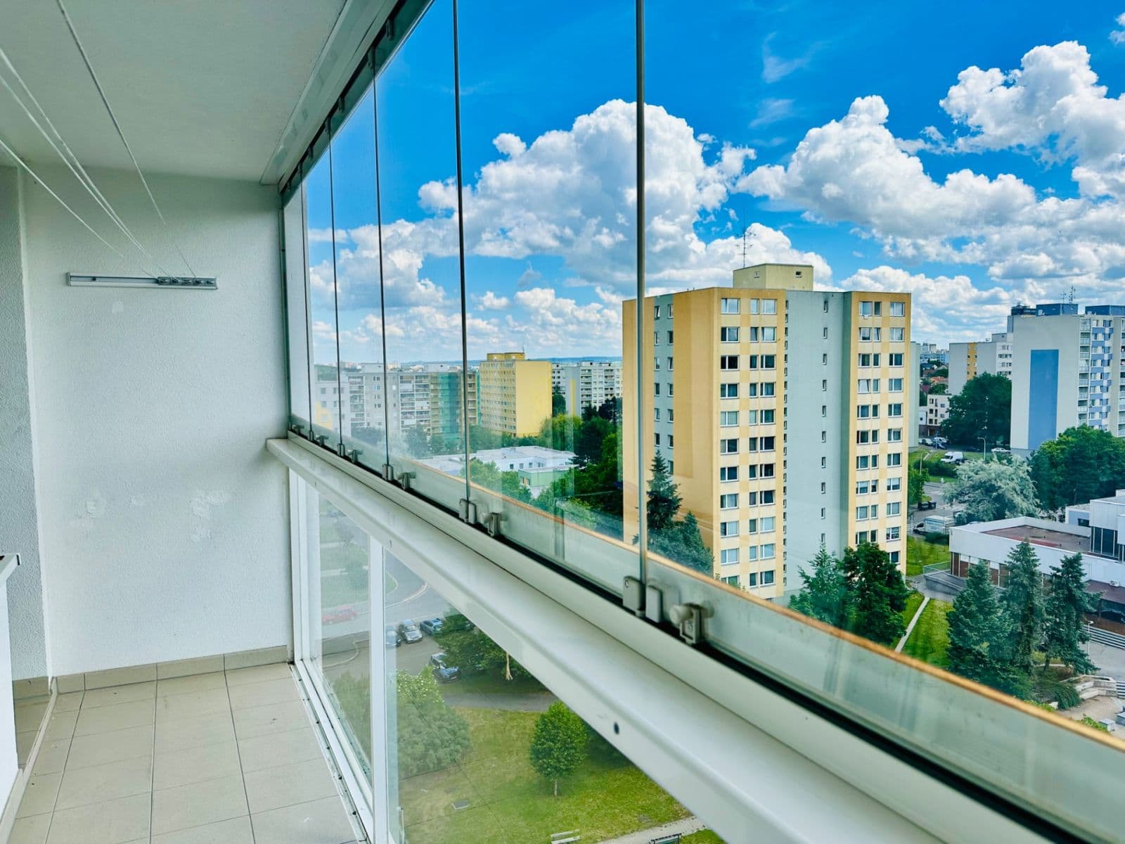 Prenájom bytu 3-izbový 75 m², Hekrova, Praha, Praha Prenájom bytu 3-izbový 75 m², Hekrova, Praha, Praha