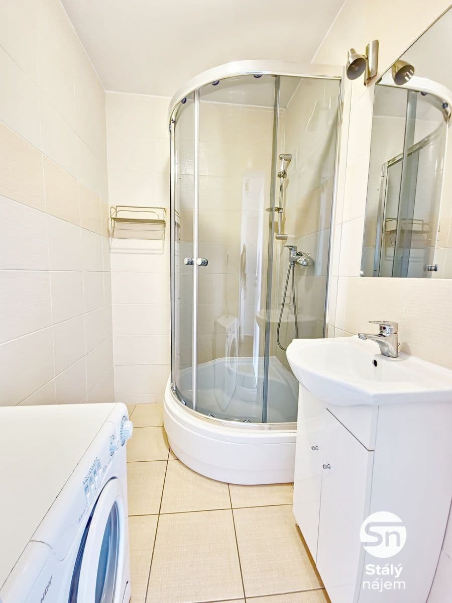 Predaj bytu 2-izbový 47 m², Oleška, Středočeský kraj Predaj bytu 2-izbový 47 m², Oleška, Středočeský kraj