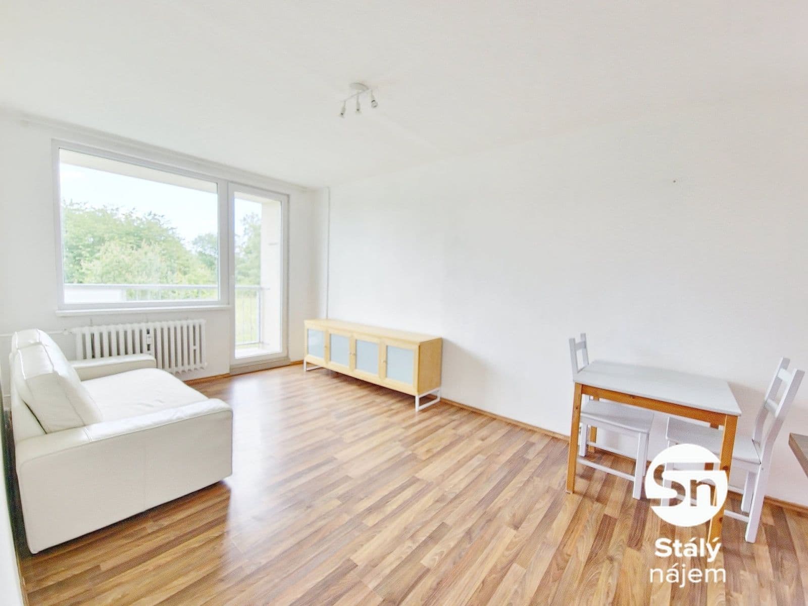 Predaj bytu 2-izbový 47 m², Oleška, Středočeský kraj Predaj bytu 2-izbový 47 m², Oleška, Středočeský kraj