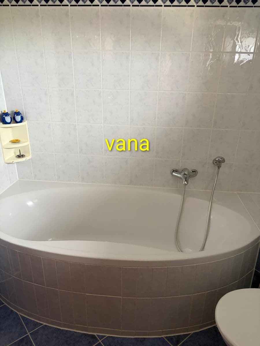 Predaj domu 100 m², pozemek 690 m², U Ovčárny, Karlovy Vary, Karlovarský kraj Predaj domu 100 m², pozemek 690 m², U Ovčárny, Karlovy Vary, Karlovarský kraj