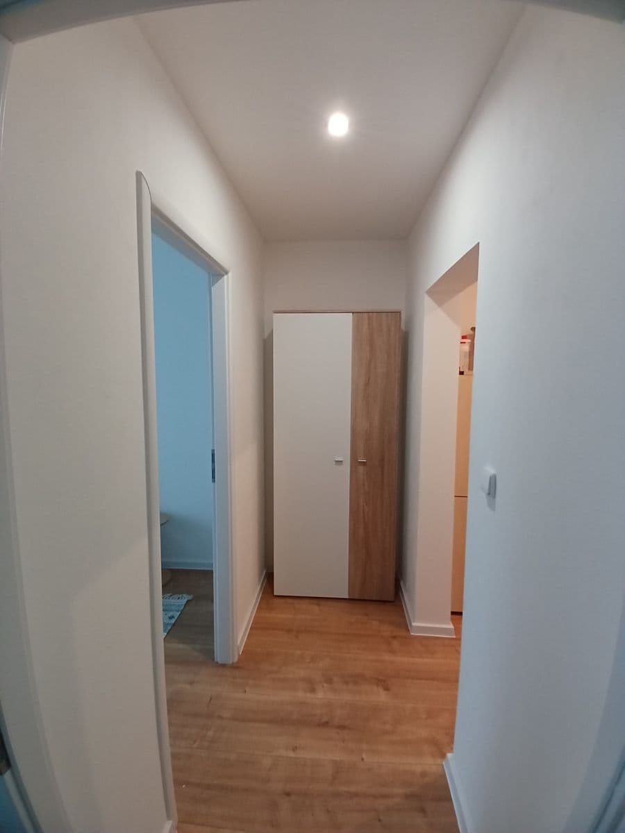 Prenájom bytu 2-izbový 42 m², Kusého, Praha, Praha Prenájom bytu 2-izbový 42 m², Kusého, Praha, Praha