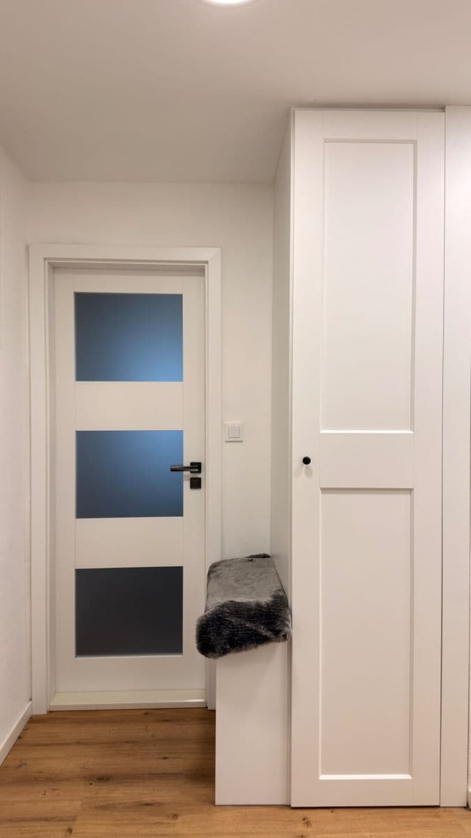 Prenájom bytu 2-izbový 60 m², Jarosl. Kociána, Kladno, Středočeský kraj Prenájom bytu 2-izbový 60 m², Jarosl. Kociána, Kladno, Středočeský kraj