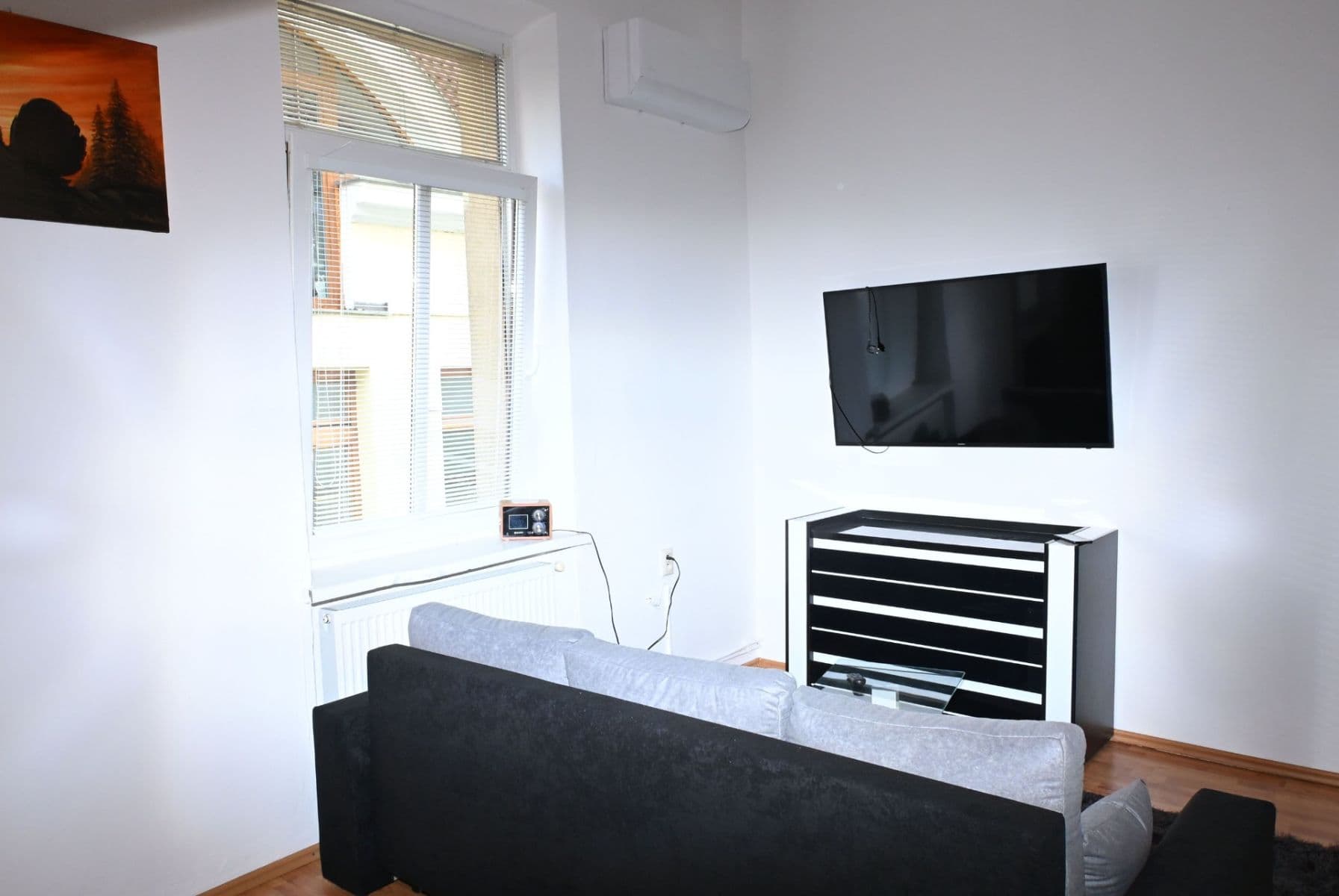 Prenájom bytu 1-izbový 41 m², Horný val, Žilina, Žilinský kraj Prenájom bytu 1-izbový 41 m², Horný val, Žilina, Žilinský kraj
