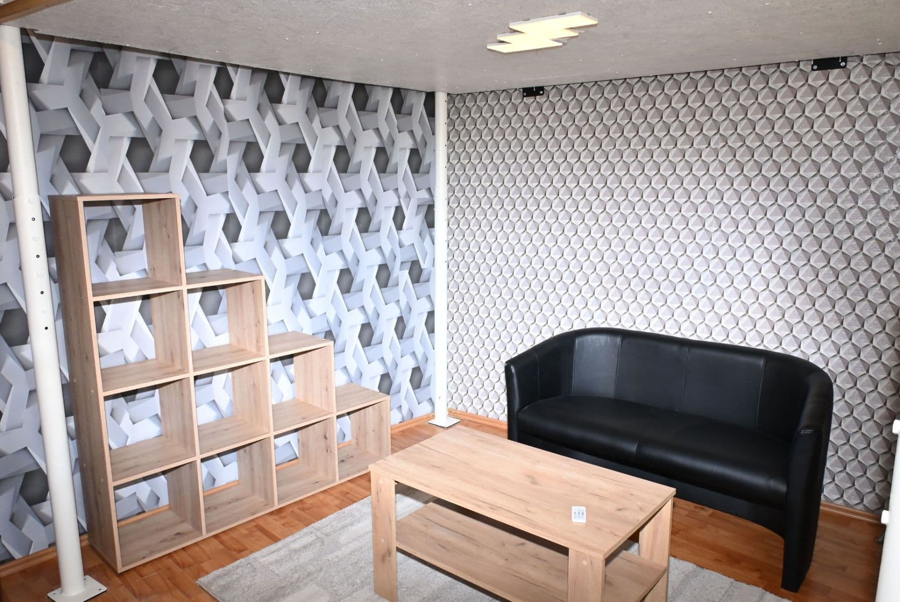 Prenájom bytu 1-izbový 41 m², Horný val, Žilina, Žilinský kraj Prenájom bytu 1-izbový 41 m², Horný val, Žilina, Žilinský kraj