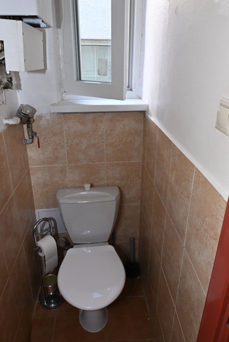 Prenájom bytu 1-izbový 41 m², Horný val, Žilina, Žilinský kraj Prenájom bytu 1-izbový 41 m², Horný val, Žilina, Žilinský kraj
