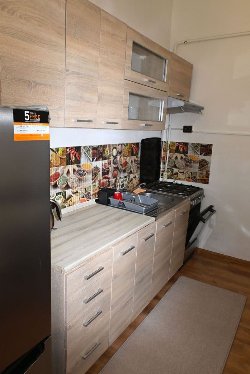Prenájom bytu 1-izbový 41 m², Horný val, Žilina, Žilinský kraj Prenájom bytu 1-izbový 41 m², Horný val, Žilina, Žilinský kraj