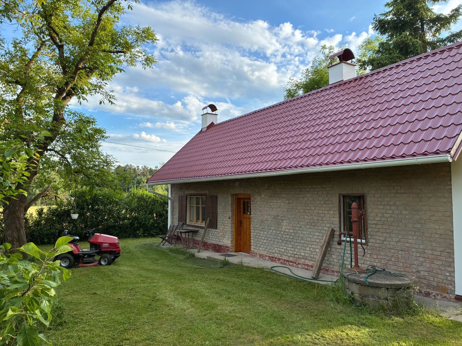 Prenájom rekreačného objektu 37 m², pozemek 1.100 m², Ledce, Středočeský kraj Prenájom rekreačného objektu 37 m², pozemek 1.100 m², Ledce, Středočeský kraj