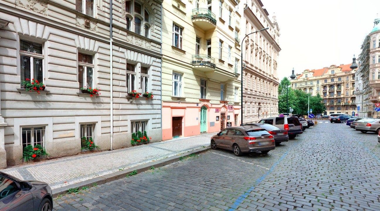 Prenájom bytu 2-izbový 47 m², Gorazdova, Praha, Praha Prenájom bytu 2-izbový 47 m², Gorazdova, Praha, Praha