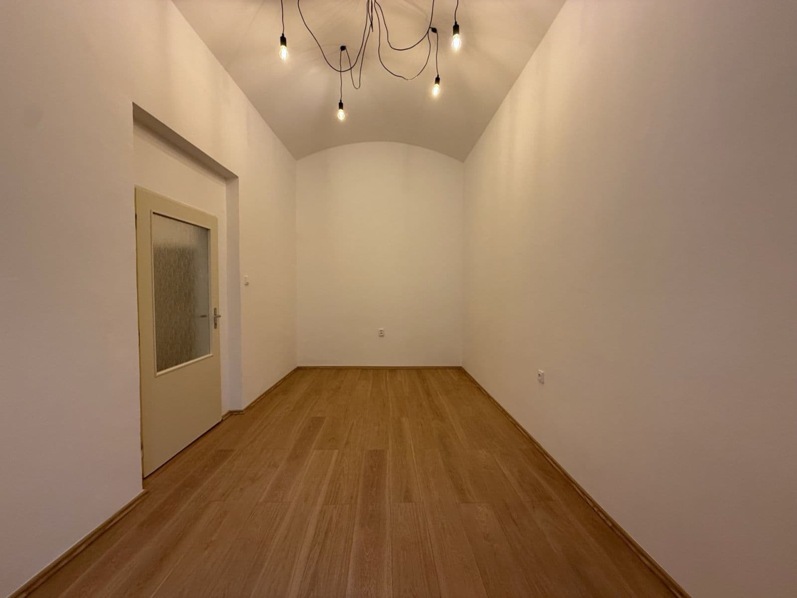 Prenájom bytu 2-izbový 47 m², Gorazdova, Praha, Praha Prenájom bytu 2-izbový 47 m², Gorazdova, Praha, Praha