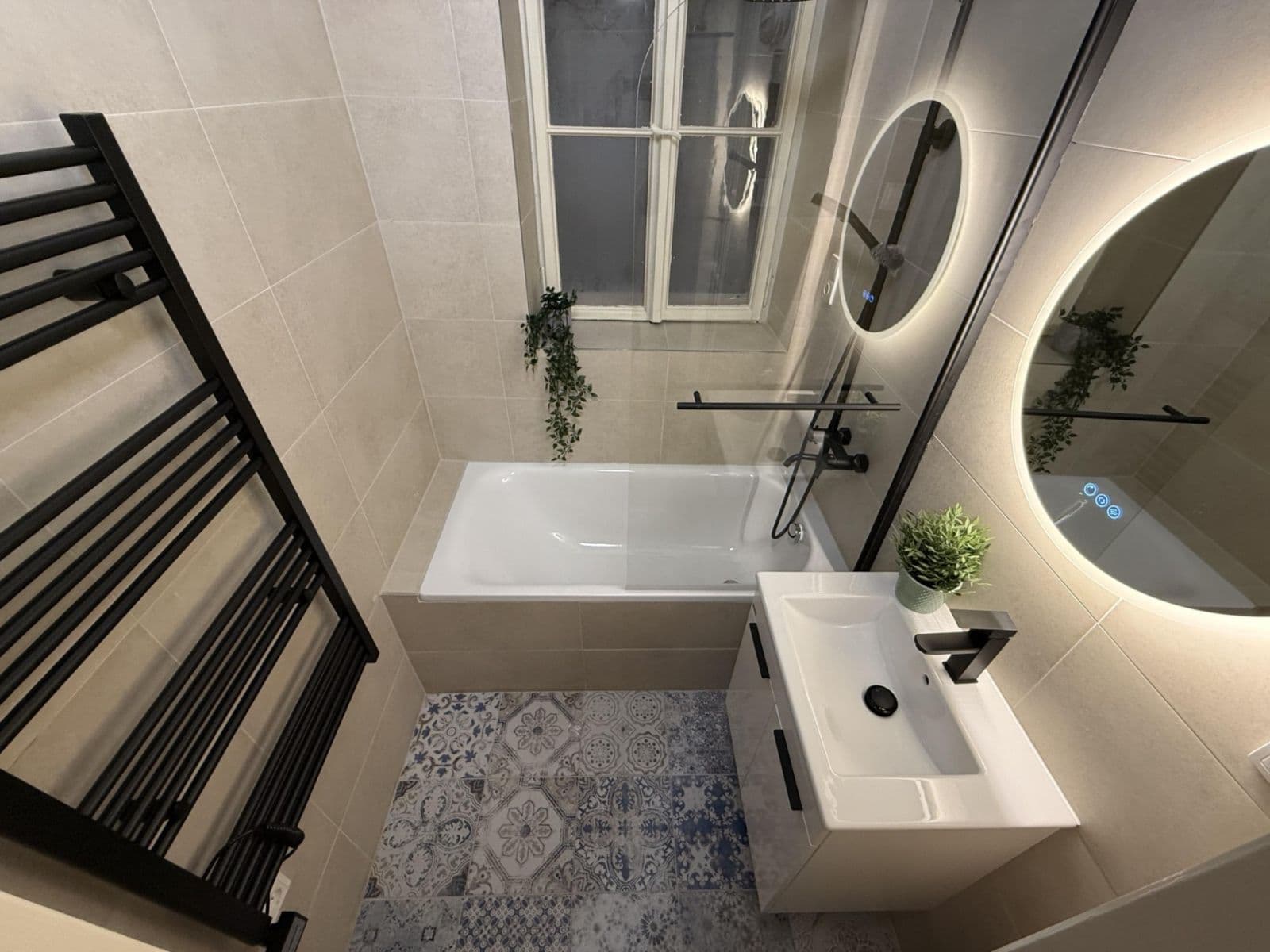 Prenájom bytu 2-izbový 47 m², Gorazdova, Praha, Praha Prenájom bytu 2-izbový 47 m², Gorazdova, Praha, Praha